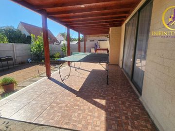 Acogedora Casa Alto El Manzano Til Til