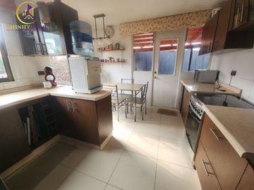 Hermosa y Amplia  Casa con Piscina Alto El Manzano Til Til
