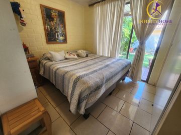 Hermosa  Casa con Local Comercial en Alto el Manzano Til-Til.