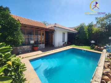 Hermosa  Casa con Local Comercial en Alto el Manzano Til-Til.