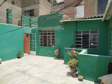 VENTA DE CASA EN CHOSICA
