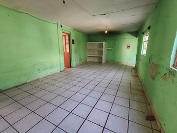 Casa en esquina ideal para desarrollar en Mezquitán, Guadalajara