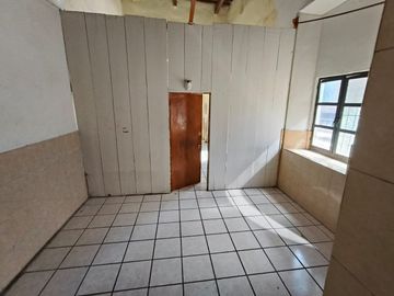 Casa en esquina ideal para desarrollar en Mezquitán, Guadalajara