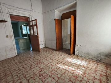 Casa en esquina ideal para desarrollar en Mezquitán, Guadalajara