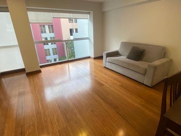 Alquiler lindo apartamento super bien ubicado