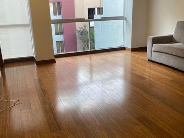 Alquiler lindo apartamento super bien ubicado