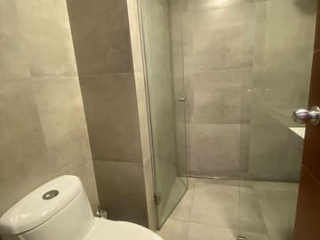 Alquiler lindo apartamento super bien ubicado