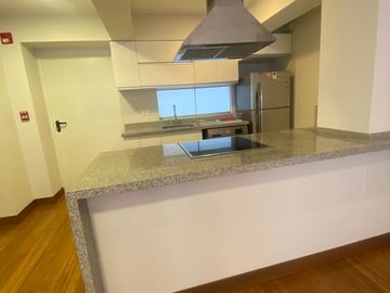 Alquiler lindo apartamento super bien ubicado