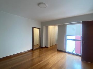 Alquiler lindo apartamento super bien ubicado
