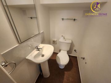 Hermosa Casa con Piscina en Alto el Manzano Til-Til.
