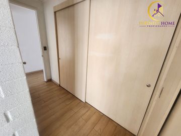 Hermosa Casa con Piscina en Alto el Manzano Til-Til.