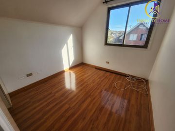 Hermosa Casa con Piscina en Alto el Manzano Til-Til.