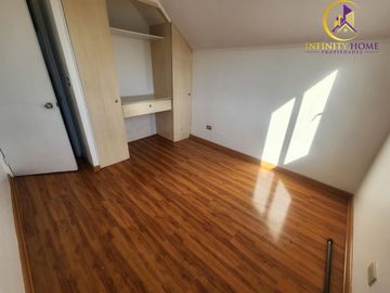 Hermosa Casa con Piscina en Alto el Manzano Til-Til.