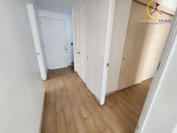 Hermosa Casa con Piscina en Alto el Manzano Til-Til.