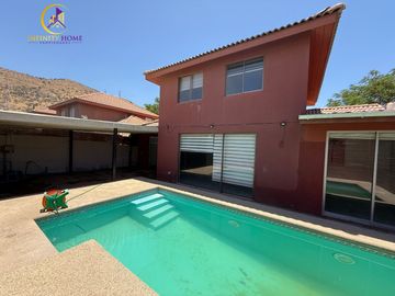 Amplia y Hermosa Casa con Piscina Alto el Manzano Til-Til.