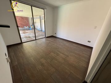 Amplia y Hermosa Casa con Piscina Alto el Manzano Til-Til.