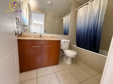 Amplia y Hermosa Casa con Piscina Alto el Manzano Til-Til.