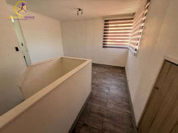 Amplia y Hermosa Casa con Piscina Alto el Manzano Til-Til.