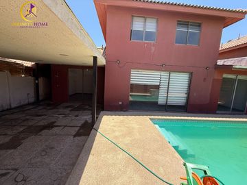 Amplia y Hermosa Casa con Piscina Alto el Manzano Til-Til.
