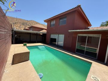 Amplia y Hermosa Casa con Piscina Alto el Manzano Til-Til.
