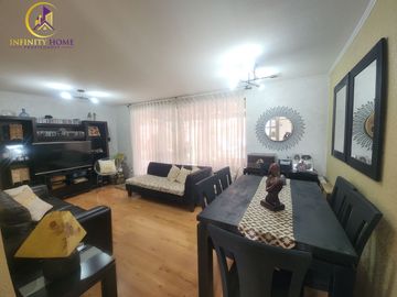 Gran Casa Modelo Gala con Piscina Alto el Manzano Til-Til.