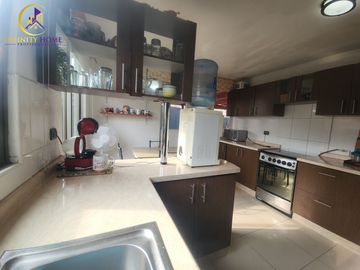 Gran Casa Modelo Gala con Piscina Alto el Manzano Til-Til.