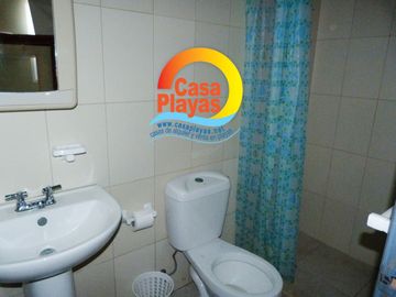 Casa de Lujo Frente al Mar de Venta en Playas Villamil, ía a Data Posorja