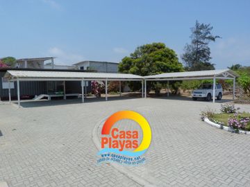 Casa de Lujo Frente al Mar de Venta en Playas Villamil, ía a Data Posorja