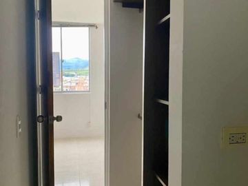 Renta apartamento Condina Pereira