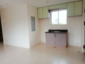 4 Bedrooms House for Sale in West Wing Residences near SLEX Eton Exit in Santa Rosa, Laguna