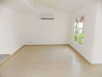 Villa nueva en venta en Acapulco Diamante Fracc Terrasol
