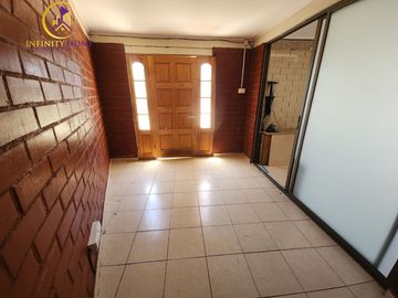 Amplia Casa en Alto El Manzano Til Til