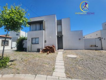 Casa Mediterranea Condominio Jardín Oriente Til Til