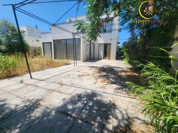 Casa Mediterranea Condominio Jardín Oriente Til Til