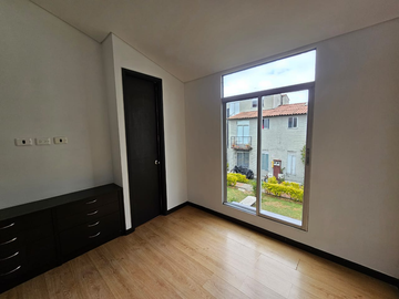 SE VENDE ESPECTACULAR CASA EN FUNZA QUINTAS DE CELTA 3