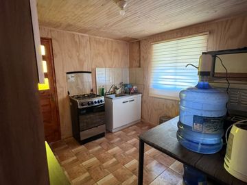 Complejo turistico con 3 cabañas rusticas equipadas
