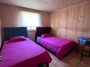 Complejo turistico con 3 cabañas rusticas equipadas