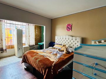 VENTA DE CASA  EN LA PERLA
