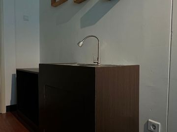 Apartemen Amor Pakuwon City , dibawah pasaran, Furnish