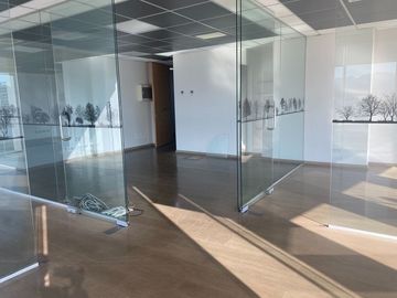 Venta de Dos Oficinas en La Dehesa: ¡Ideales para Inversión o Empresa! (Posibilidad de Venta Separada)