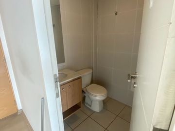 Venta de Dos Oficinas en La Dehesa: ¡Ideales para Inversión o Empresa! (Posibilidad de Venta Separada)