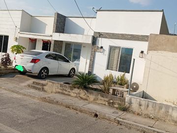 CASA EN VENTA TURBACO