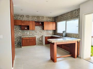 CASA EN VENTA EN LOMAS DEL DORADO | ARLETTE FLORES