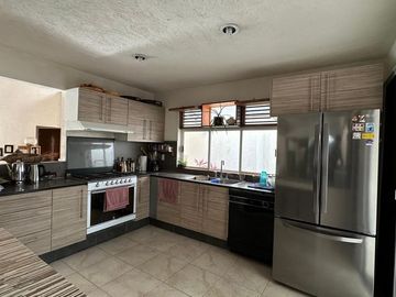 casa en venta en fraccionamiento Lomas de Cocoyoc