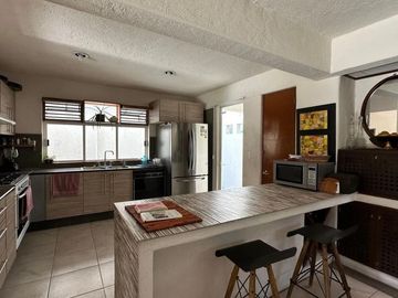 casa en venta en fraccionamiento Lomas de Cocoyoc