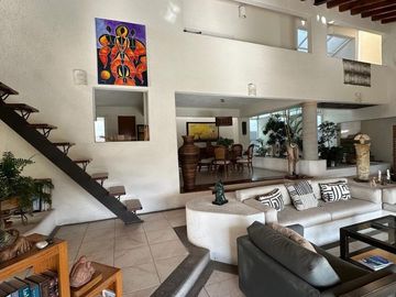casa en venta en fraccionamiento Lomas de Cocoyoc