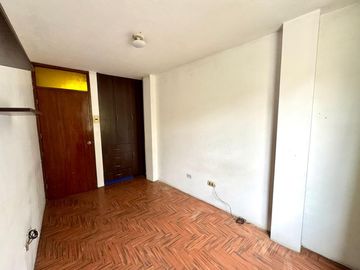 SE VENDE CASA ACONDICIONADA PARA OFICINA ADMINISTRATIVA
