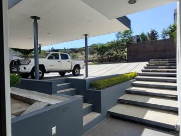 R303 Residencia en Venta Club de Golf Tres Marías con Alberca 3 Recámaras Morelia