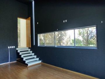 R303 Residencia en Venta Club de Golf Tres Marías con Alberca 3 Recámaras Morelia
