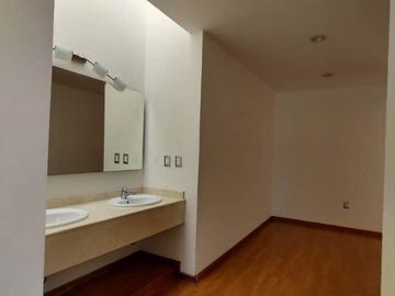 R303 Residencia en Venta Club de Golf Tres Marías con Alberca 3 Recámaras Morelia